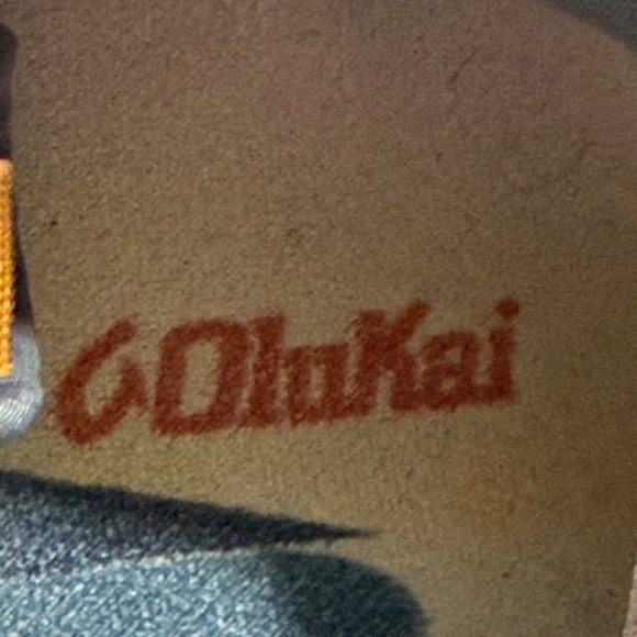 OluKai Waikiki Blue and Orange
Sneakers Size 6 - Picture 3 of 10
